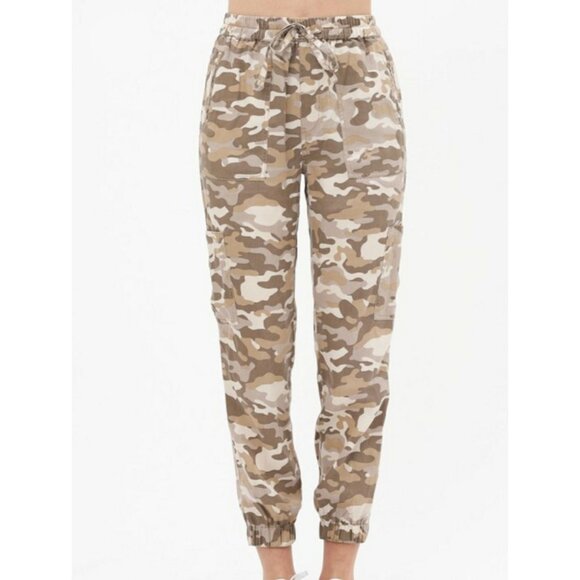 WHOLESALE * 7 PANTS // BOUTIQUE CLOSING // EVERYTHING MUST GO - Picture 13 of 16